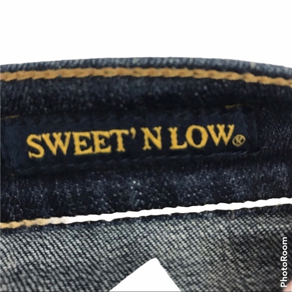 Lucky Brand Women’s Size 6/28 Sweet N Low Mid Rise Dark Wash Denim Blue… - Picture 7 of 12